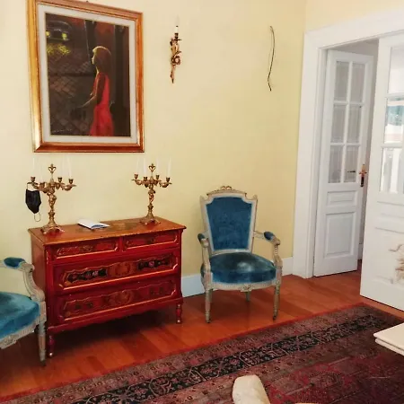 Private By An Italian Family - A Unique Experience Close To Colosseum, The Forum And Basilica Saint Mary Major