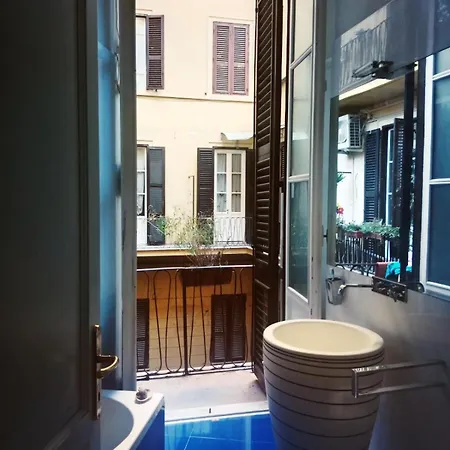 Private By An Italian Family - A Unique Experience Close To Colosseum, The Forum And Basilica Saint Mary Major Nocleg ze śniadaniem